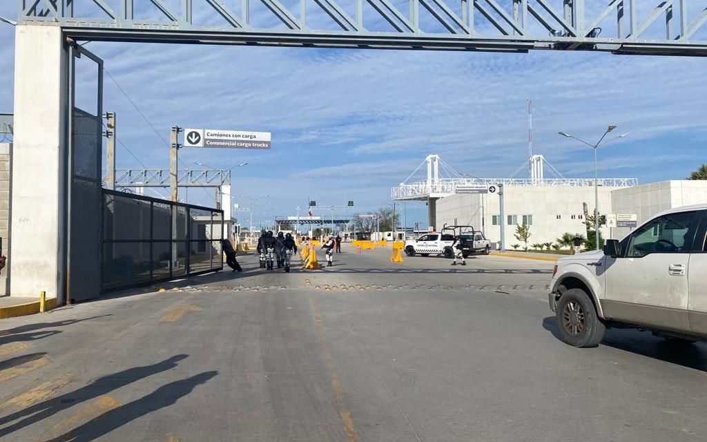Posponen cierre de cruce fronterizo