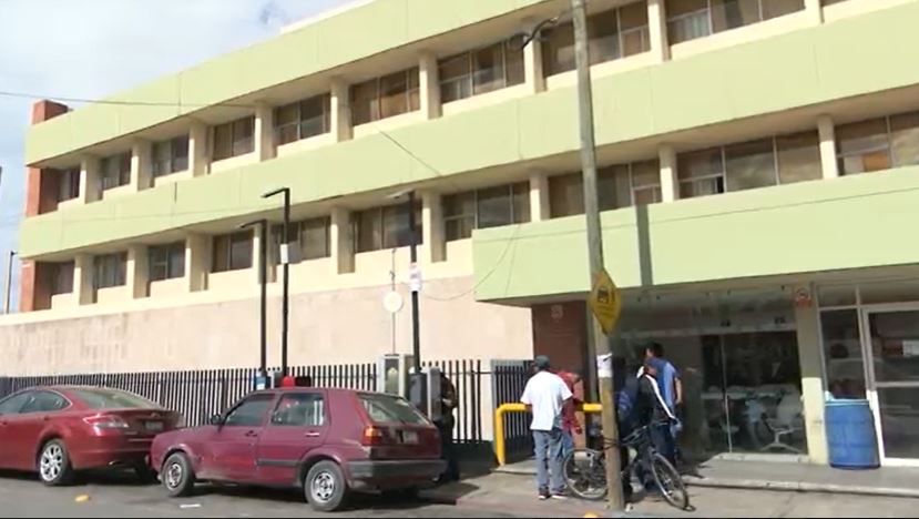 Trasladan a trabajador a hospital tras lesionarse en Ramos Arizpe