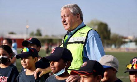 Chema Fraustro impusla rehabilitación de áreas deportivas en Saltillo