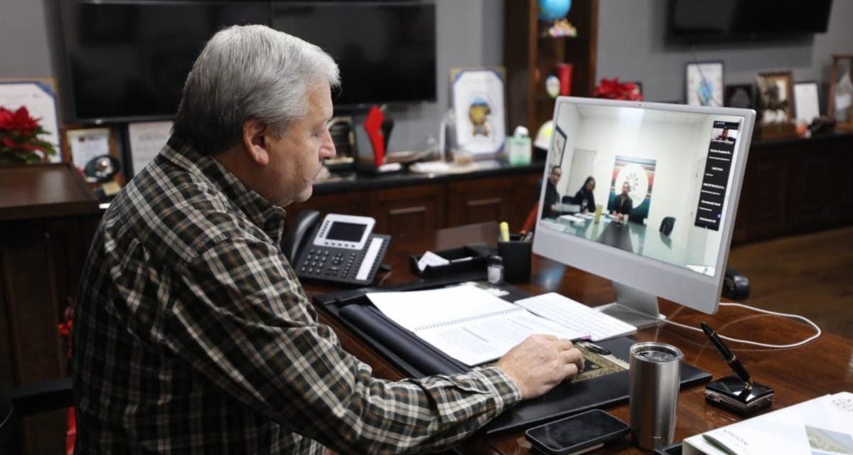 Chema Fraustro destaca labor de la niñez saltillense