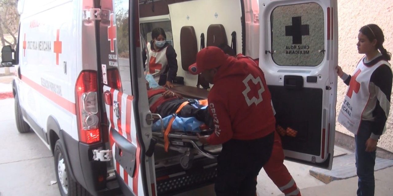 Con lesiones terminó un saltillense tras sufrir una volcadura en la carretera Saltillo-Torreón