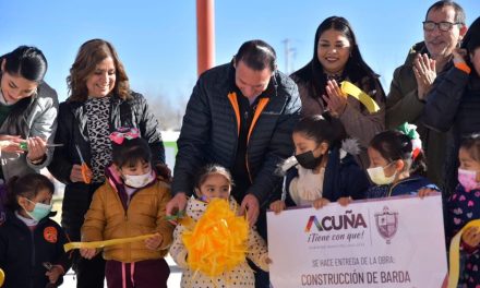 Mejores instalaciones: entregan obras educativas en Acuña