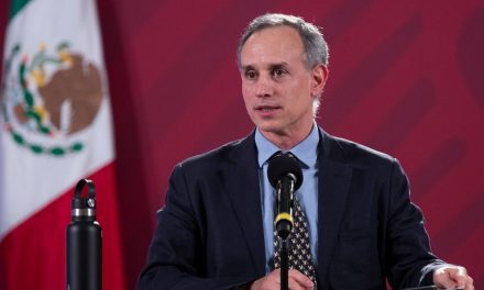 Sexta ola de covid ya comenzó a descender, afirma López Gatell