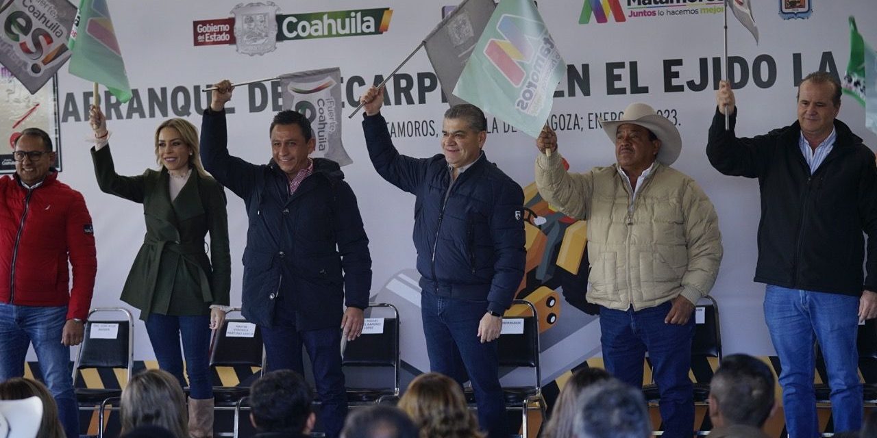 Miguel Riquelme y Miguel Ramírez dan banderazo a recarpeteo