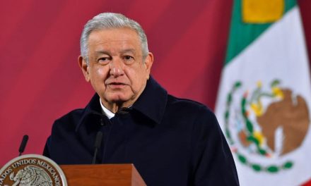 Lamenta López Obrador muerte de coronel en Michoacán