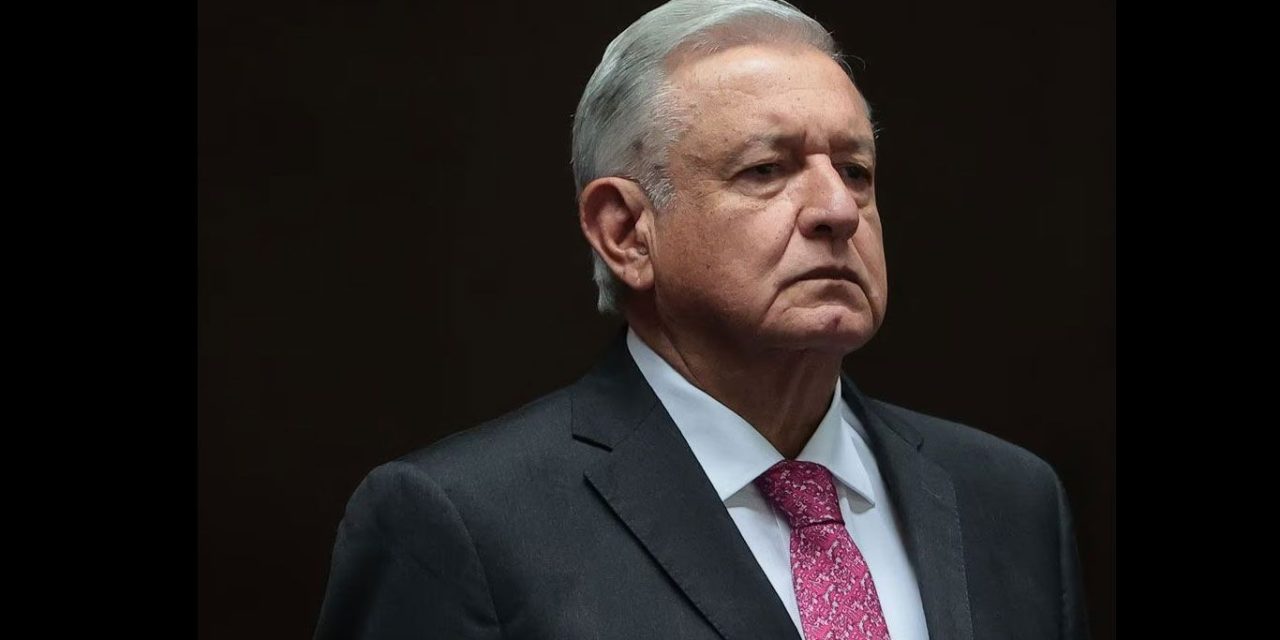 AMLO arremete contra Lorenzo Córdova por plan B de reforma al INE, ‘es un farsante’, asegura