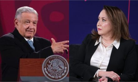 AMLO critica a la UNAM por no resolver caso de plagio de Yasmín Esquivel