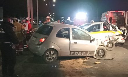 Se atravesó sin precaución y causó choque con cuatro lesionados en V. Carranza