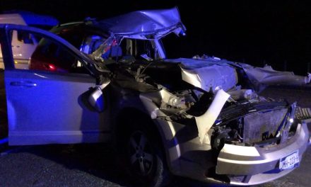 Hombre dormita y termina prensado tras accidente en Derramadero