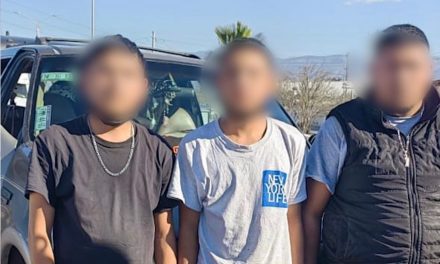 Detiene policía municipal a tres hombres en Saltillo que decían ser de una corporación policíaca