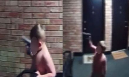 Niño juega con pistola y apunta a sus vecinos en EU; su padre fue detenido