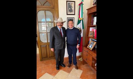 Se reúne Guadiana con Julio Menchaca Salazar, gobernador de Hidalgo