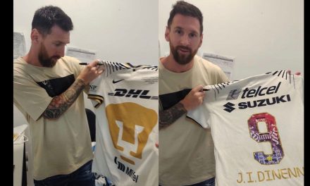 Manda guiño a los Pumas; Messi posa con el jersey auriazul