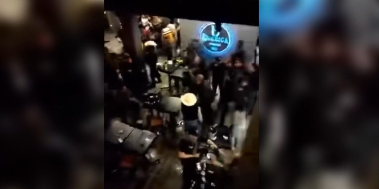 Fuerte riña se registra en un bar de Parras