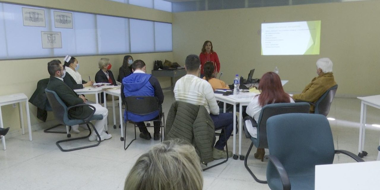 Imparten pláticas a personal del IMSS en Saltillo