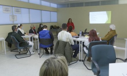 Imparten pláticas a personal del IMSS en Saltillo