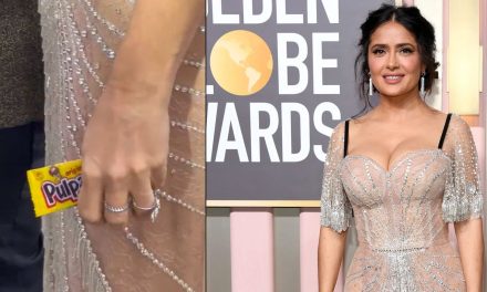 Con pulparindo y mazapán, así desfiló Salma Hayek en los Globos de Oro