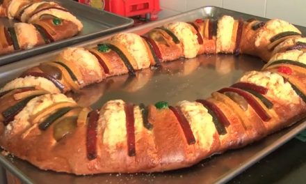 Comienzan con elaboración de roscas en Saltillo