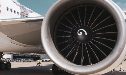 Muere empleado succionado por turbina en aeropuerto