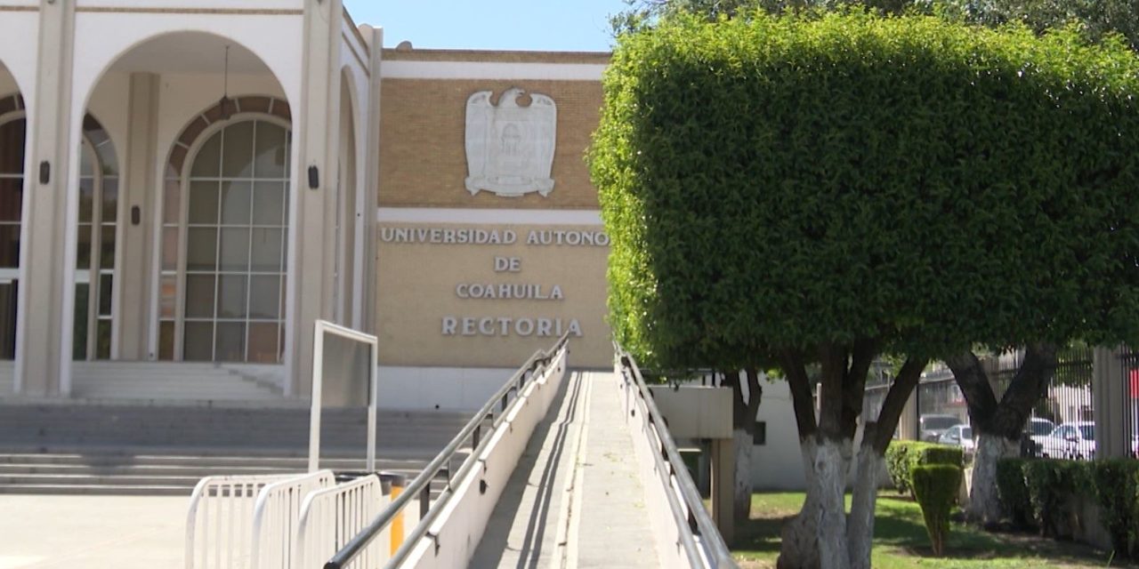 Reestructuran carreras de la UAdeC