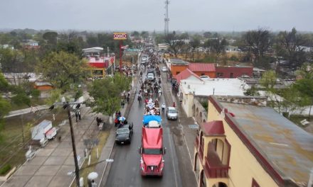 Celebran con cabalgata el aniversario 83 del ejido Santa María