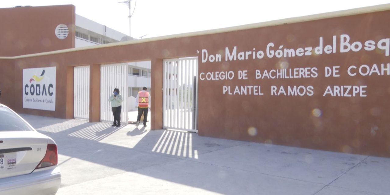 Inhabilitan a maestra del COBAC; por bailar con alumnos (Video)