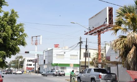 Revisarán lonas y espectaculares en Torreón