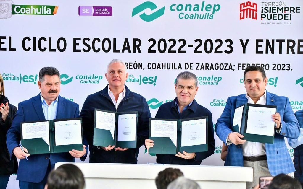Dan inicio al ciclo escolar en el CONALEP en Torreón
