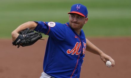 Mike Montgomery llega a Acereros