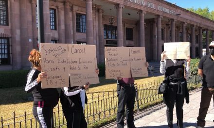 Familias defraudadas hasta con 700 mil pesos piden la intervención de los diputados