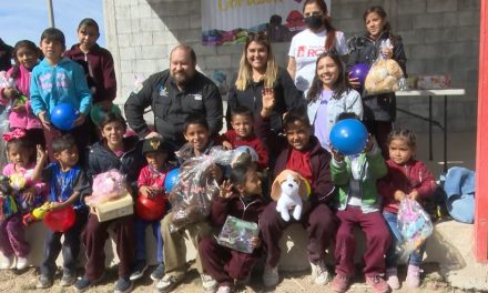 Cierran con éxito campaña Cálido Corazón en ejido El Cercado: Fundación RCG y Extensión Universitaria llevan apoyos