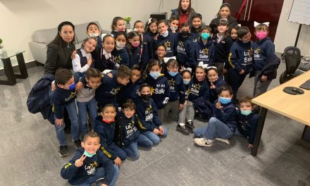 Alumnos de tercero de primaria del CIZ visitaron RCG Media