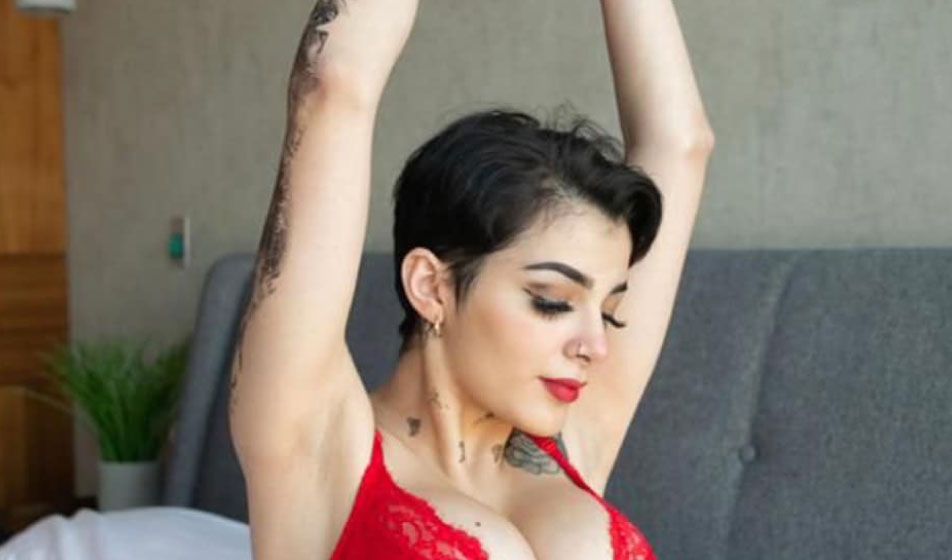 Karely Ruiz le dice adiós a su cabellera larga y comparte una confesión