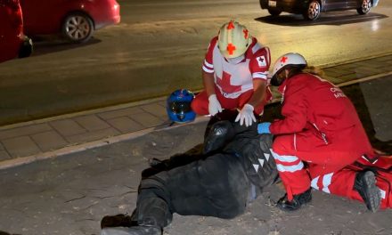 Saltillo: Repartidor de pizzas se accidenta en periférico Luis Echeverría