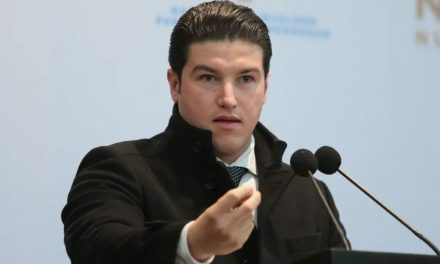 Aprueban juicio político contra Samuel García
