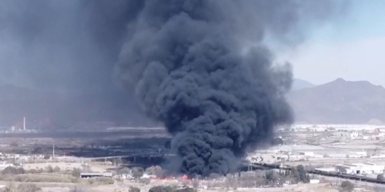 Buscan a dueño de tarimera clandestina que se incendió en Ramos Arizpe