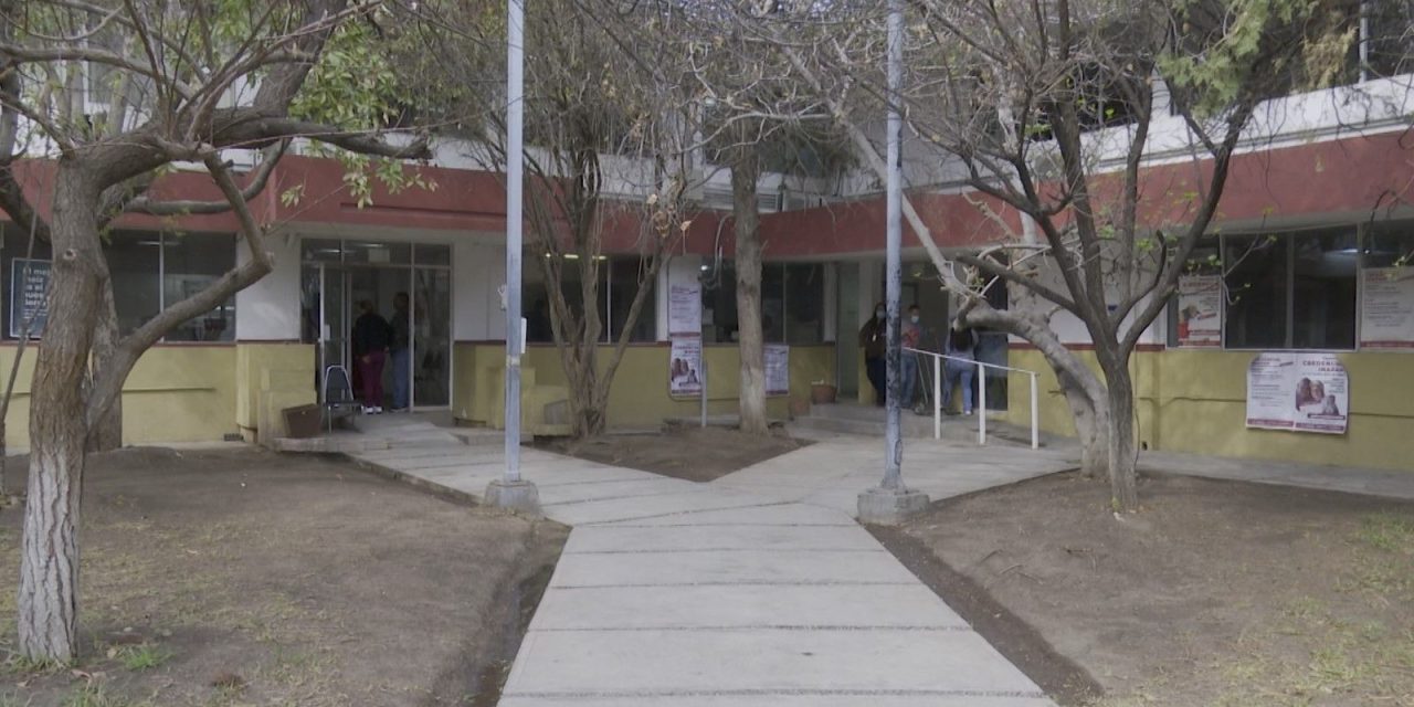 Continúa entrega de la Beca Benito Juárez en las comunidades rurales