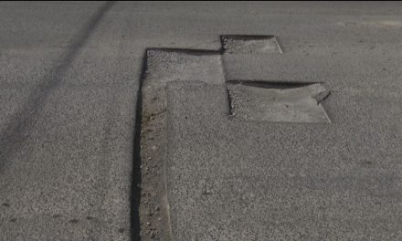 Saltillo: Realizan toma de agua y no reparan calle en la colonia Morelos