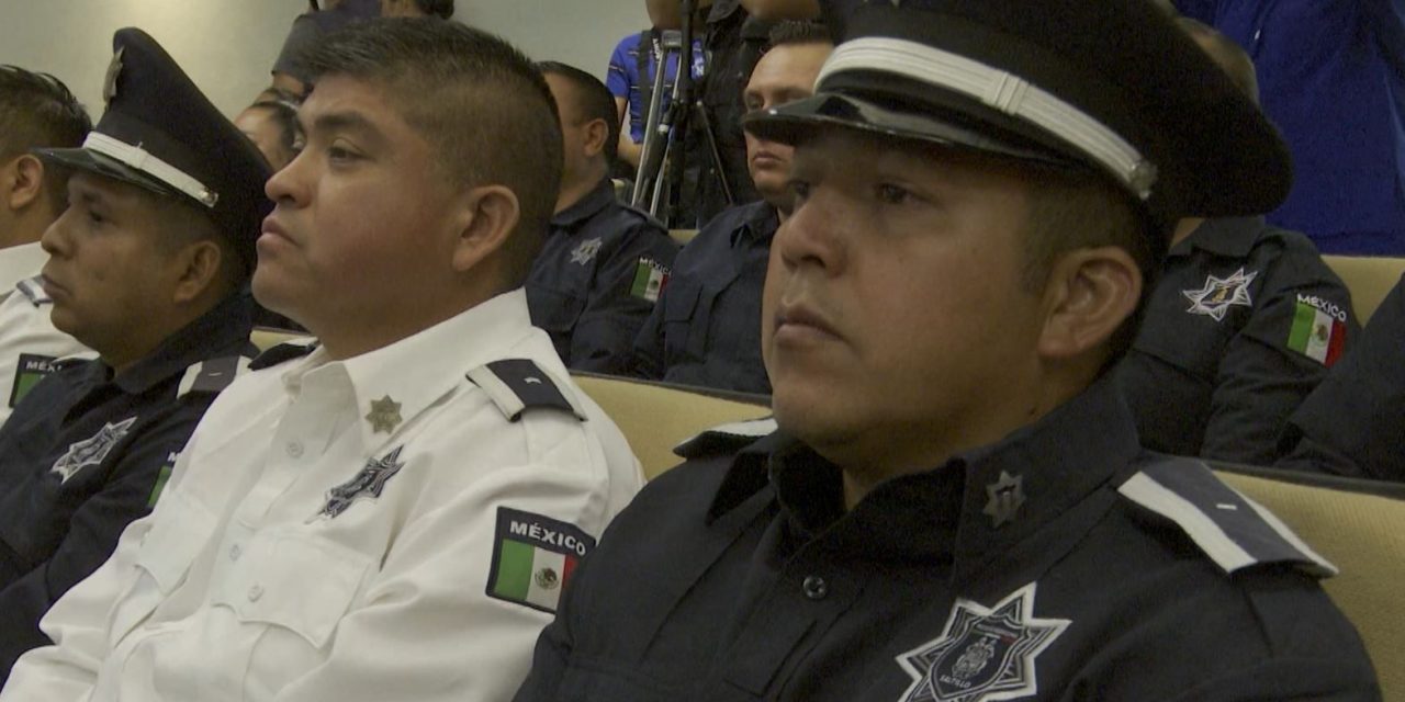 Certifica FGE a policías municipales de Coahuila
