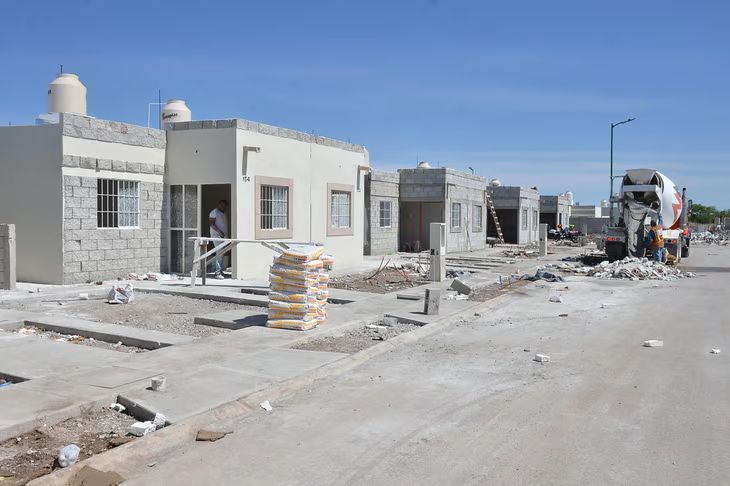 Baja demanda de casas por crisis en AHMSA