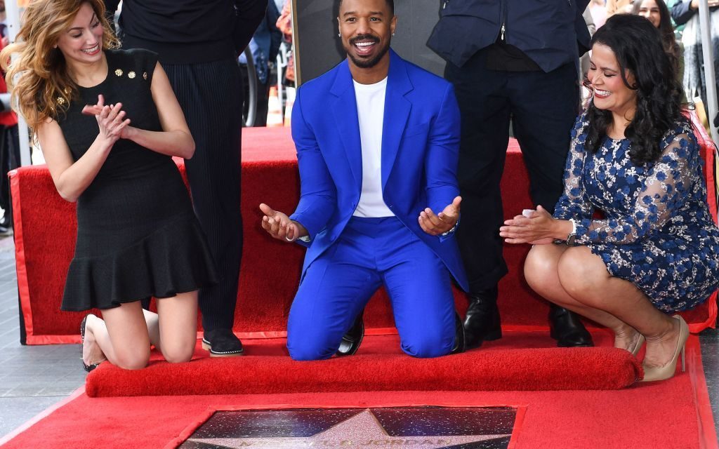 Michael B. Jordan devela su estrella en el Paseo de la Fama de Hollywood (video)