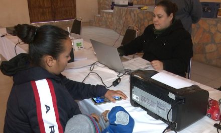 Acercan servicios juridicos a comunidades de Arteaga
