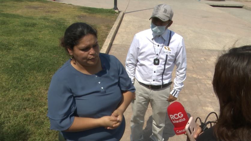 Alejandra pide respuesta a PRONNIF: exige le regresen custodia de sus hijas, en Saltillo