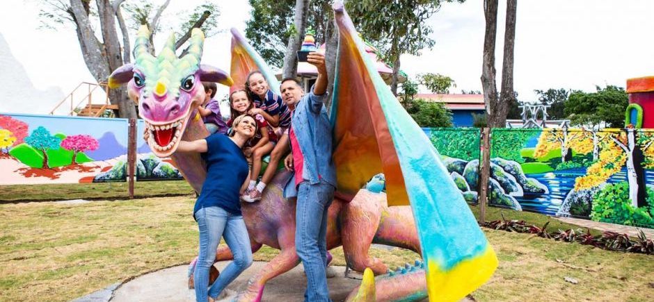 Festejan a las familias saltillenses