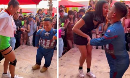 Medio Metro aparece como Capitán América y recibe besos (video)