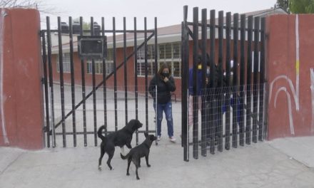Directivos no reconocen abuso de menor en primaria de Ramos Arizpe; madre dice que sí hubo tocamientos