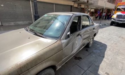 Transporte público causa accidente en la Zona Centro de Saltillo
