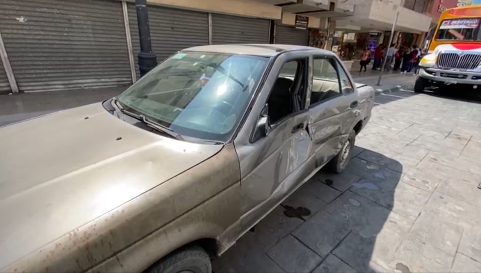 Transporte público causa accidente en la Zona Centro de Saltillo