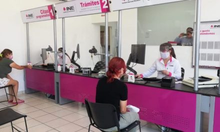 Reimprimen credenciales de elector en Sabinas