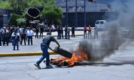 Pagan a trabajadores de AHMSA